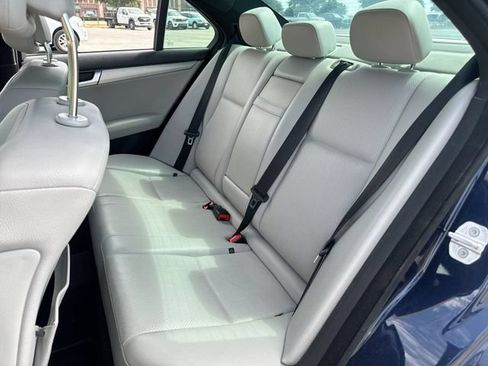 Used 2012 Mercedes-Benz C 250 Sedan image 23