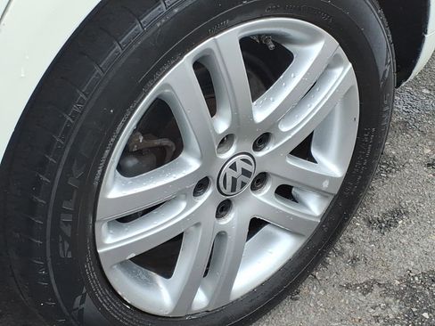 Used 2007 Volkswagen Jetta Wolfsburg Edition FWD image 10