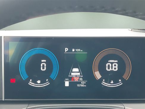 Used 2024 Hyundai Santa Fe SE image 19