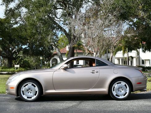 Used 2005 Lexus SC 430 Convertible image 31