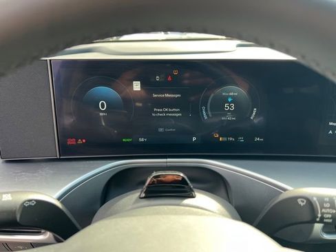 New 2026 Hyundai Ioniq 9 SE AWD/4WD image 17