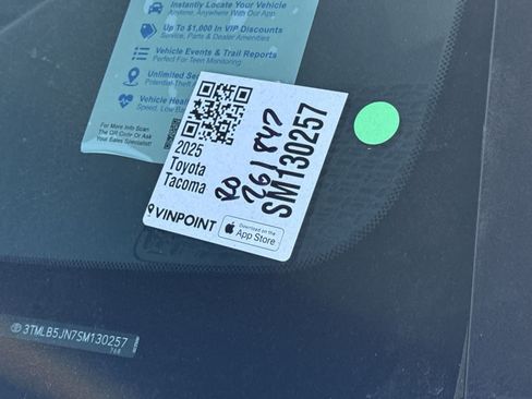 Certified 2025 Toyota Tacoma SR5 image 34