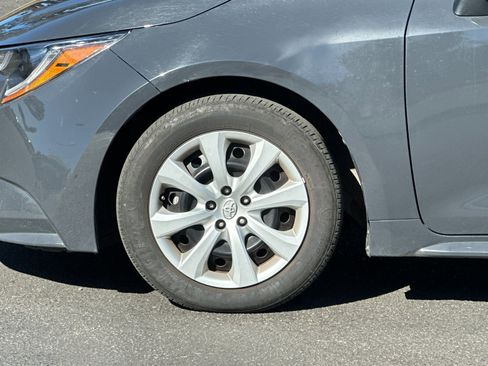 Used 2024 Toyota Corolla LE image 22