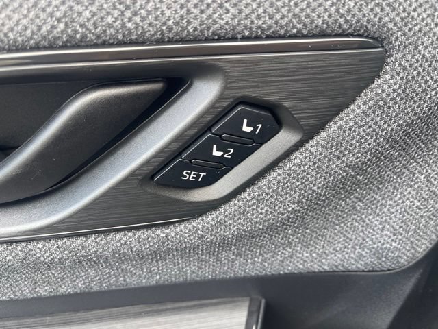 New 2026 Subaru Outback Limited AWD/4WD image 14
