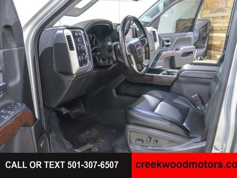 Used 2019 GMC Sierra 2500 SLT w/ Duramax Plus Package AWD/4WD image 42