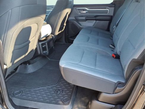 Used 2022 RAM 1500 Big Horn AWD/4WD image 11