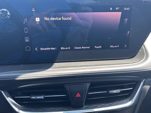 Used 2025 Buick Encore GX Preferred AWD/4WD image 23