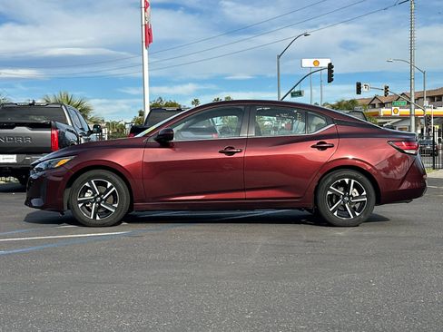 Used 2025 Nissan Sentra SV image 2
