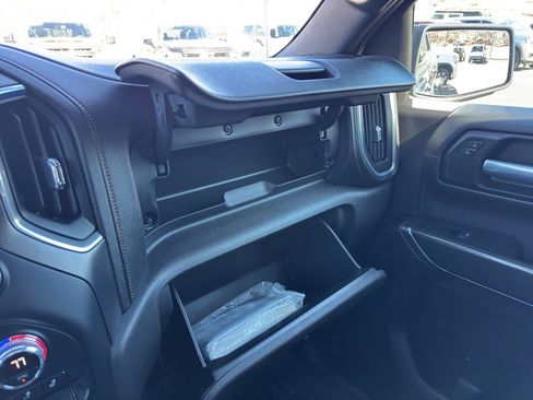 Used 2019 GMC Sierra 1500 AT4 image 31