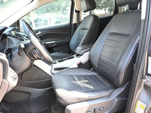 Used 2013 Ford Escape SEL image 9