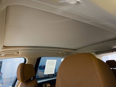 Used 2023 BMW X7 xDrive40i w/ Premium Package image 20