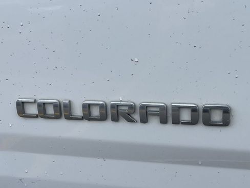 Used 2016 Chevrolet Colorado LT w/ LT Convenience Package AWD/4WD image 7