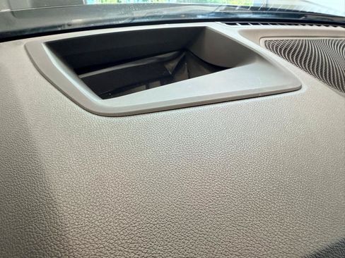Used 2020 BMW 330i Sedan w/ Premium Package RWD image 42