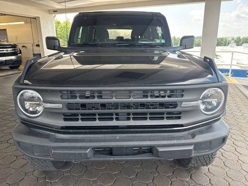 Used 2023 Ford Bronco 4-Door AWD/4WD image 2