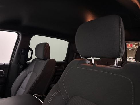 Used 2019 RAM 1500 Big Horn AWD/4WD image 29