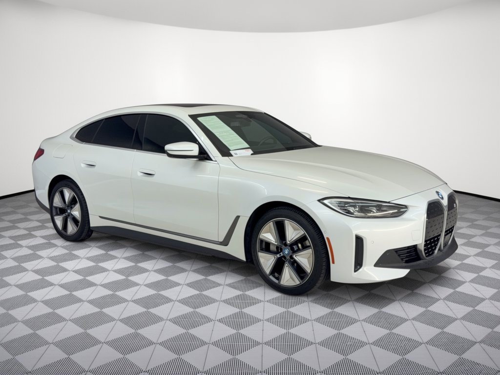 Used 2023 BMW i4 eDrive40 RWD image 7