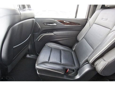 Certified 2023 Cadillac Escalade ESV Premium Luxury image 12