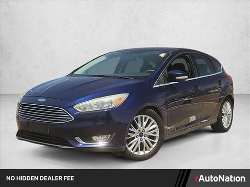 Used 2016 Ford Focus Titanium FWD image 1