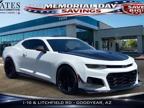 Used 2021 Chevrolet Camaro ZL1 RWD image 1