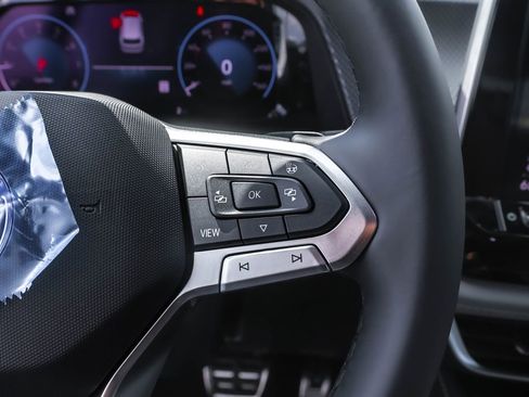 New 2026 Volkswagen Atlas Cross Sport SEL R-Line image 27