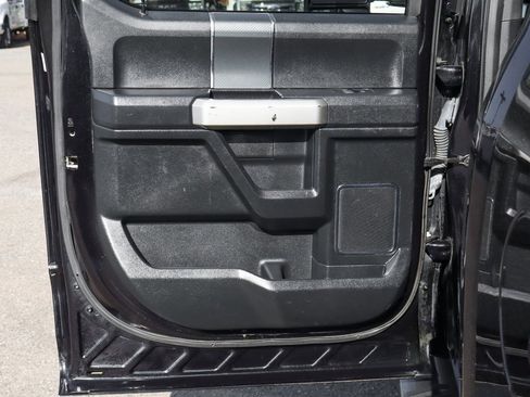 Used 2020 Ford F150 Lariat image 28