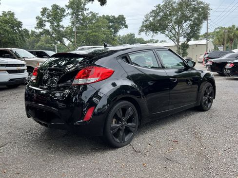 Used 2016 Hyundai Veloster w/ Option Group 02 image 5