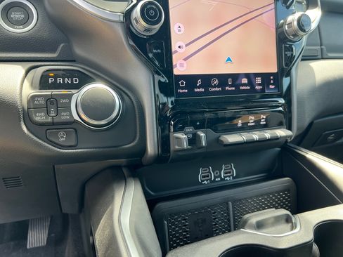 New 2026 RAM 1500 Big Horn AWD/4WD image 32