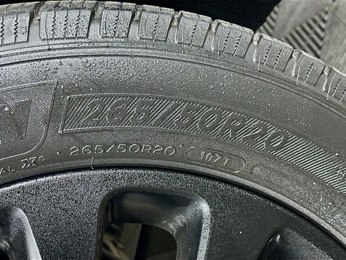 Used 2019 Jeep Grand Cherokee Altitude image 34