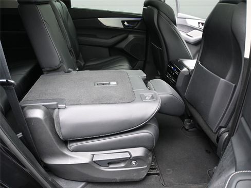 Certified 2023 Acura MDX SH-AWD w/Tech image 25