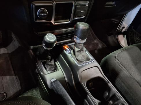 Used 2023 Jeep Wrangler Sport image 10