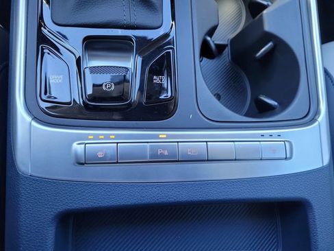 New 2026 Kia Carnival EX image 30