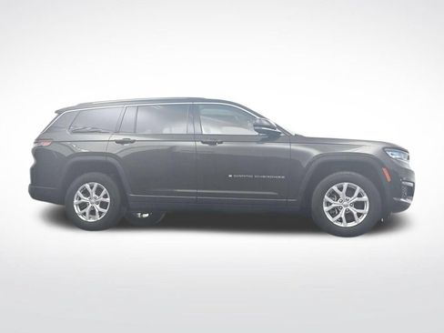 Used 2022 Jeep Grand Cherokee L Limited w/ Luxury Tech Group II AWD/4WD image 32