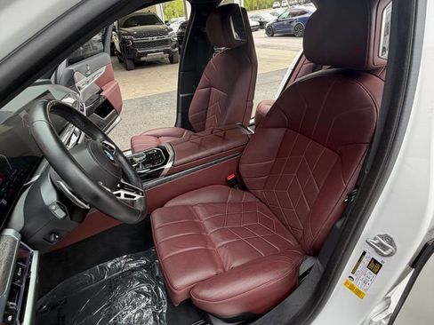 Used 2023 BMW 740i RWD image 40