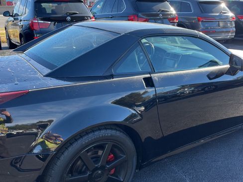 Used 2004 Cadillac XLR image 10