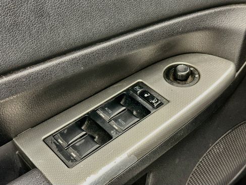 Used 2008 Jeep Grand Cherokee Laredo AWD/4WD image 15