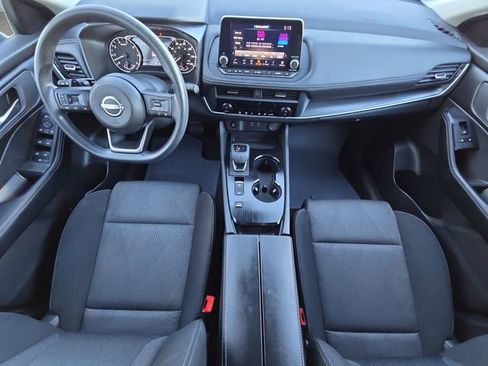 Used 2024 Nissan Rogue SV image 20