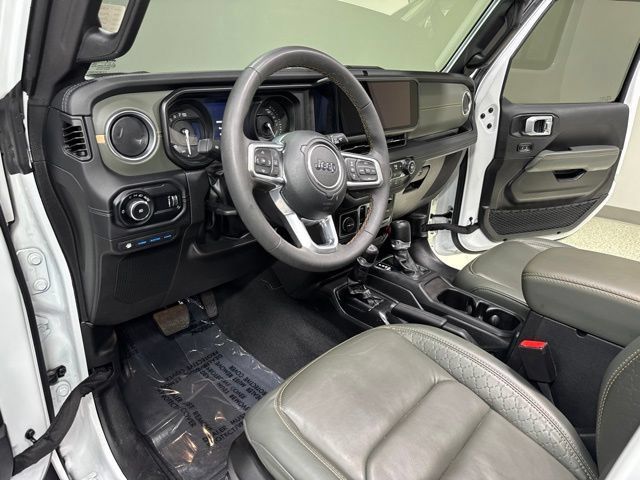 Used 2024 Jeep Wrangler High Altitude AWD/4WD image 14
