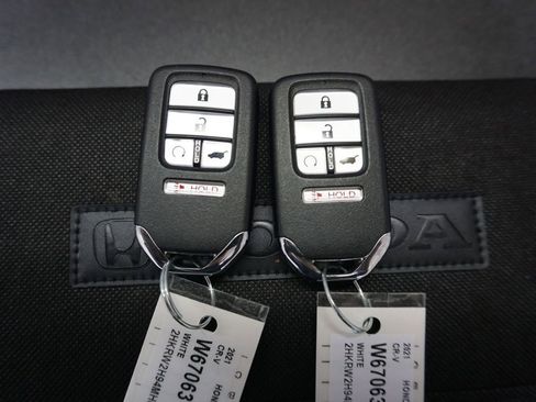 Used 2021 Honda CR-V Touring image 19