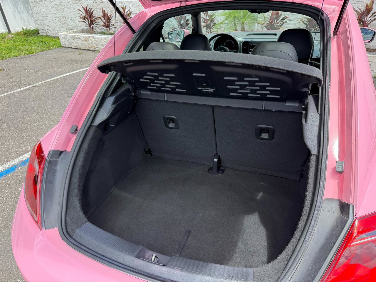 Used 2013 Volkswagen Beetle 2.5 FWD image 28
