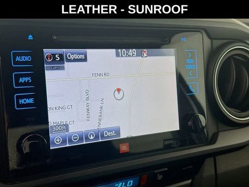 Used 2018 Toyota Tacoma TRD Sport AWD/4WD image 15
