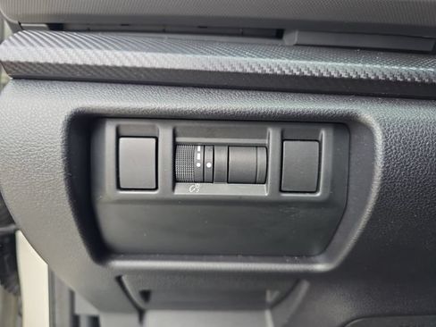 Certified 2024 Subaru Crosstrek 2.5i Limited AWD/4WD image 22