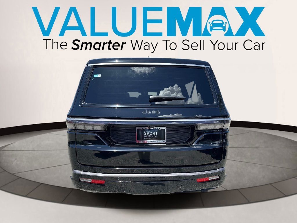 Used 2026 Jeep Grand Wagoneer L 2WD w/ Premium Group I image 5