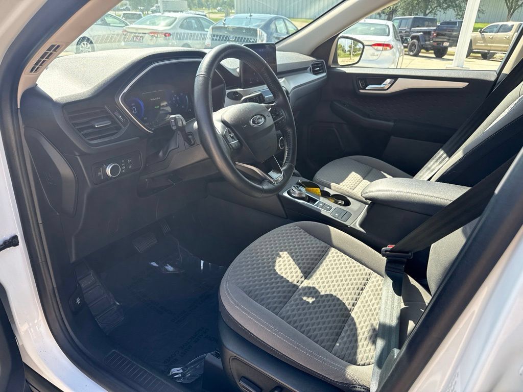 Used 2020 Ford Escape SE Sport AWD/4WD image 8