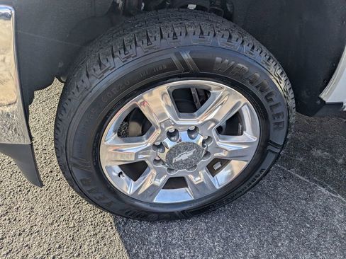 Used 2019 Chevrolet Silverado 2500 LTZ w/ Duramax Plus Package image 9