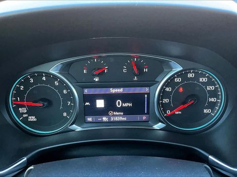 Used 2024 Chevrolet Equinox Premier image 24