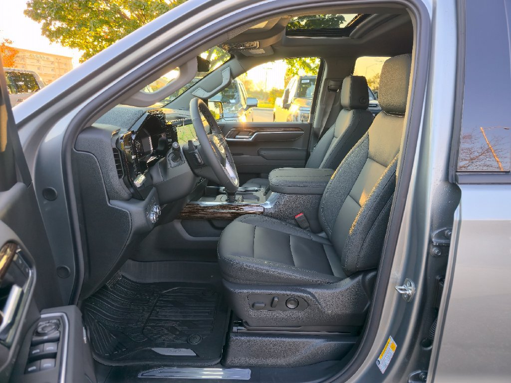 New 2026 GMC Sierra 1500 Elevation w/ Elevation Premium Package AWD/4WD image 23