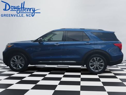Used 2021 Ford Explorer Limited RWD image 2