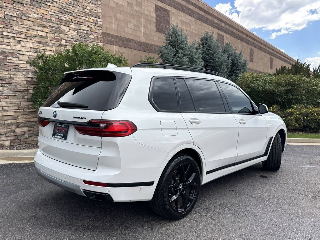 Used 2019 BMW X7 xDrive40i w/ Premium Package AWD/4WD image 6
