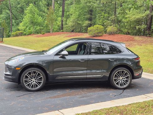 Certified 2025 Porsche Macan Turbo AWD/4WD image 2