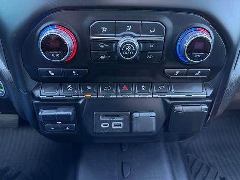 Used 2020 Chevrolet Silverado 1500 LT w/ All-Star Edition image 23